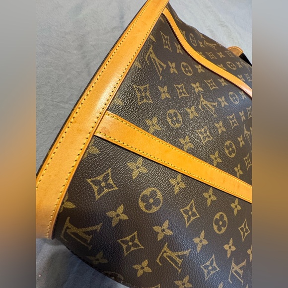 Louis Vuitton Babylone Monogram Tote - Picture 7 of 16